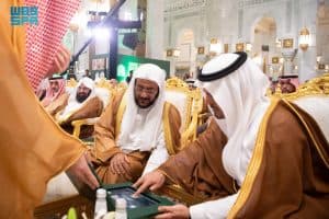 نائب أمير مكة يدشّن المصحف المرتل لقراء مسابقة الملك عبدالعزيز الدولية