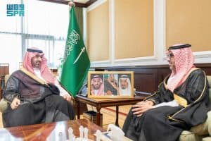 اطلع على خططه ومبادراته المجتمعية.. نائب أمير تبوك يستقبل مدير فرع وزارة الرياضة بالمنطقة