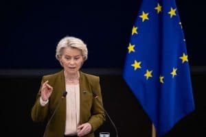 تل أبيب: تعامل غير مقبول بين الشركاء.. المفوضية الأوروبية تقترح فرض عقوبات على الكيان الإسرائيلي المحتل