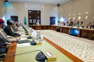 نائب أمير الرياض يرأس اجتماع اللجنة الأمنية بالمنطقة