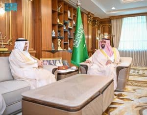 أمير منطقة جازان يستقبل وزير الصحة
