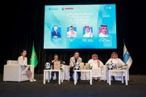 في رحاب جامعة الملك سعود وبعنوان “بصمات العصر وأصداء الأدب”.. انعقاد صالون الأدب السعودي الصيني بتنظيم شركة سينوبك ودار انتركونتيننتال