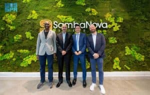 العوهلي يجتمع مع الرئيس التنفيذي لشركة SambaNova