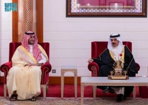 ملك البحرين يستقبل سمو الأمير تركي بن محمد بن فهد
