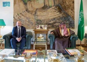 نائب وزير الخارجية يستقبل وزير الدولة لرئيس وزراء مملكة السويد