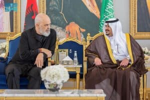 رئيس وزراء ألبانيا يصل إلى الرياض وفي مقدمة مستقبليه نائب أمير المنطقة