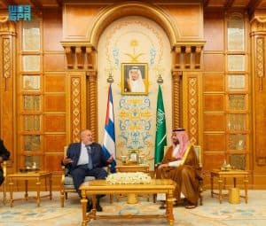 سمو ولي العهد يلتقي رئيس وزراء جمهورية كوبا