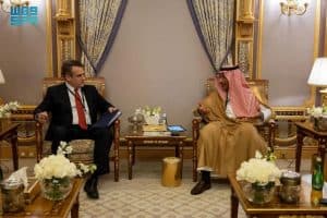 وزير الصناعة يبحث مع نائب وزير الطاقة الأمريكي تعزيز التعاون في قطاع المعادن الإستراتيجية
