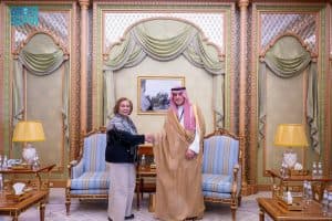 وزير الدولة للشؤون الخارجية يلتقي وزيرة خارجية كولومبيا