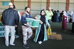 مركز الملك سلمان للإغاثة يوزع مساعدات غذائية في عرسال بلبنان
