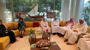 الأمير تركي الفيصل يشرف حفل سفير المملكة في البحرين