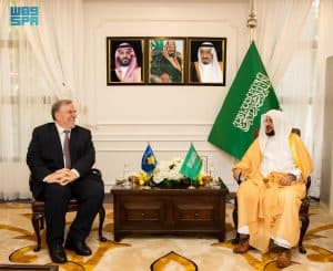 وزير الشؤون الإسلامية يستقبل رئيس المشيخة الإسلامية بكوسوفو