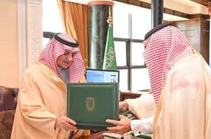 أمير تبوك يطلع على تقرير فرع وزارة الشؤون الإسلامية بالمنطقة