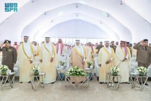 بحضور وزير النقل والخدمات اللوجستية.. أمير الشرقية يُدشن عددًا من الطرق والجسور النوعية بالمنطقة