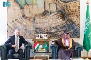نائب وزير الخارجية يستقبل رئيس البرلمان المجري