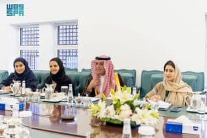 وزير الدولة للشؤون الخارجية يستقبل وفدًا برلمانيًا من الدانمارك