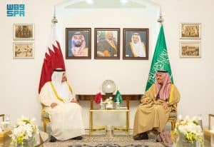 وزير الخارجية يستقبل رئيس مجلس الوزراء وزير خارجية قطر ويرأسان اجتماع اللجنة التنفيذية للمجلس التنسيقي بين البلدين