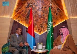 سمو ولي العهد يلتقي رئيس دولة إريتريا