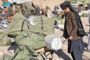مركز الملك سلمان للإغاثة يوزّع 750 سلة غذائية في أفغانستان