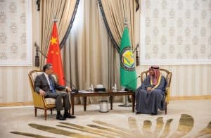 أمين مجلس التعاون يستقبل وزير الخارجية الصيني
