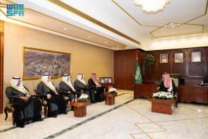 نائب أمير مكة يستقبل وفدًا من أعضاء الشورى