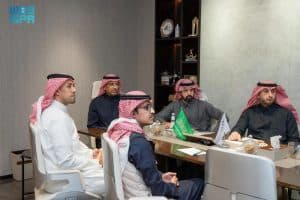 وزير الصناعة يعقد اجتماعًا مع الملحقين التجاريين للمملكة في الخارج