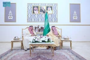 أمير نجران يستعرض مع وزير الاستثمار الفرص الاستثمارية الواعدة بالمنطقة