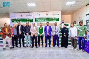 “اغاثي الملك سلمان” يسلّم وزارة الصحة بساحل حضرموت مستلزمات طبية