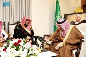 أكد أهمية العمل الوقائي والتوعوي لتحصين المجتمع.. أمير نجران يُدشّن برنامج “خطورة المخدرات على الجيل المسلم” بالمنطقة