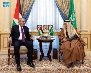 وزير الخارجية يستقبل نائب رئيس دولة فلسطين