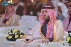 أمير الجوف: المنطقة تشهد مرحلة تنموية متقدمة