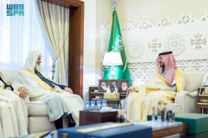 نائب أمير الشرقية يستقبل رئيس مجلس إدارة جمعية “رعاية” لتيسير الزواج ورعاية الأسرة بالأحساء