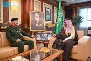 بمناسبة تعيينه حديثًا.. نائب أمير جازان يستقبل مدير سجون المنطقة