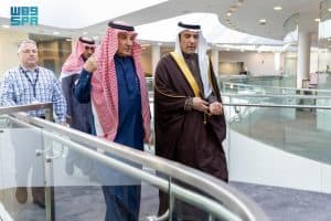 الرئيس التنفيذي لهيئة الإذاعة والتلفزيون يزور مقر مجموعة MBC