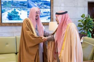 استمع لجهود الوزارة التوعوية واهتمامها بالمساجد.. أمير منطقة الرياض يستقبل وزير الشؤون الإسلامية