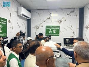 “اغاثي الملك سلمان” يدشن وحدة تفتيت الحصوات بالمركز التخصصي لجراحة الكلى والمسالك البولية بحضرموت