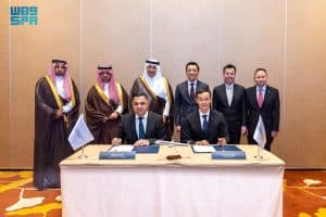 وزير النقل ونظيره السنغافوري يشهدان توقيع اتفاقية لتعزيز الربط الجوي بين المملكة وسنغافورة