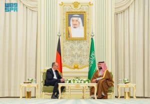 سمو ولي العهد يستقبل المستشار الألماني ويعقدان جلسة مباحثات رسمية