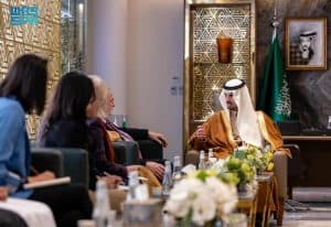 أمين منطقة الرياض يلتقي رئيس المجلس العالمي للمياه