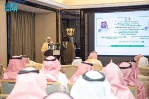 وزير الشؤون الإسلامية يدشن برامج خادم الحرمين لتوزيع المصاحف والتمور وتفطير الصائمين