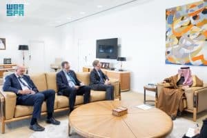 نائب وزير الخارجية يستقبل سفراء كندا ونيوزيلندا وأستراليا لدى المملكة