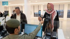 “الجوازات” تشارك المسافرين فرحة عيد الفطر عبر المنافذ الدولية