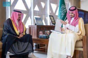 الأمير راكان بن سلمان يستقبل رئيس وأعضاء جمعية تحفيظ القرآن الكريم بمحافظة الدرعية