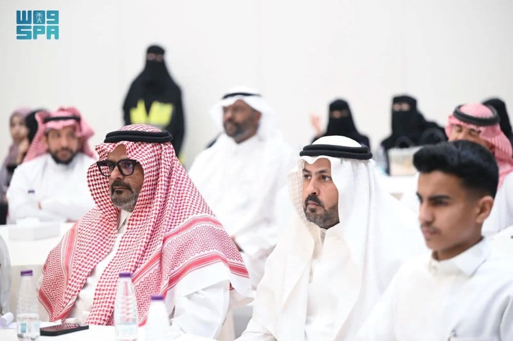 F9774840