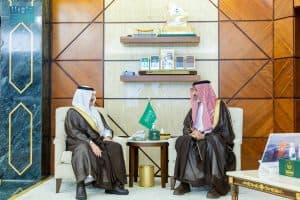 استعرضا برامجها وأنشطتها المجتمعية.. أمير الشرقية ونائبه يستقبلان رئيس جمعية البر الخيرية بمحافظة حفر الباطن وعددًا من أعضائها