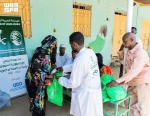 مركز الملك سلمان للإغاثة يوزع (300) أضحية في السودان