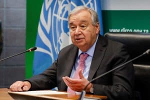 الأمين العام للأمم المتحدة يرحب بالتوصل لاتفاق بين الولايات المتحدة وإيران يتضمن وقفًا دائمًا لإطلاق النار وإعادة فتح مضيق هرمز
