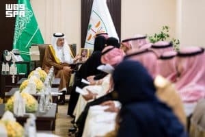 رئيس ديوان المظالم يستقبل عددًا من المستفيدين ويوجّه بسرعة استيفاء الطلبات وتعزيز كفاءة الإجراءات