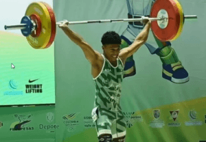 الربّاع “العجيان” يحطم رقمًا قياسيًّا عالميًّا للشباب في بطولة العالم بكولومبيا