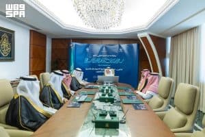 قيمتها تتجاوز 900 مليون ريال.. أمير المنطقة الشرقية يدشّن مشاريع تنموية واستثمارية ومجتمعية بمحافظة القطيف